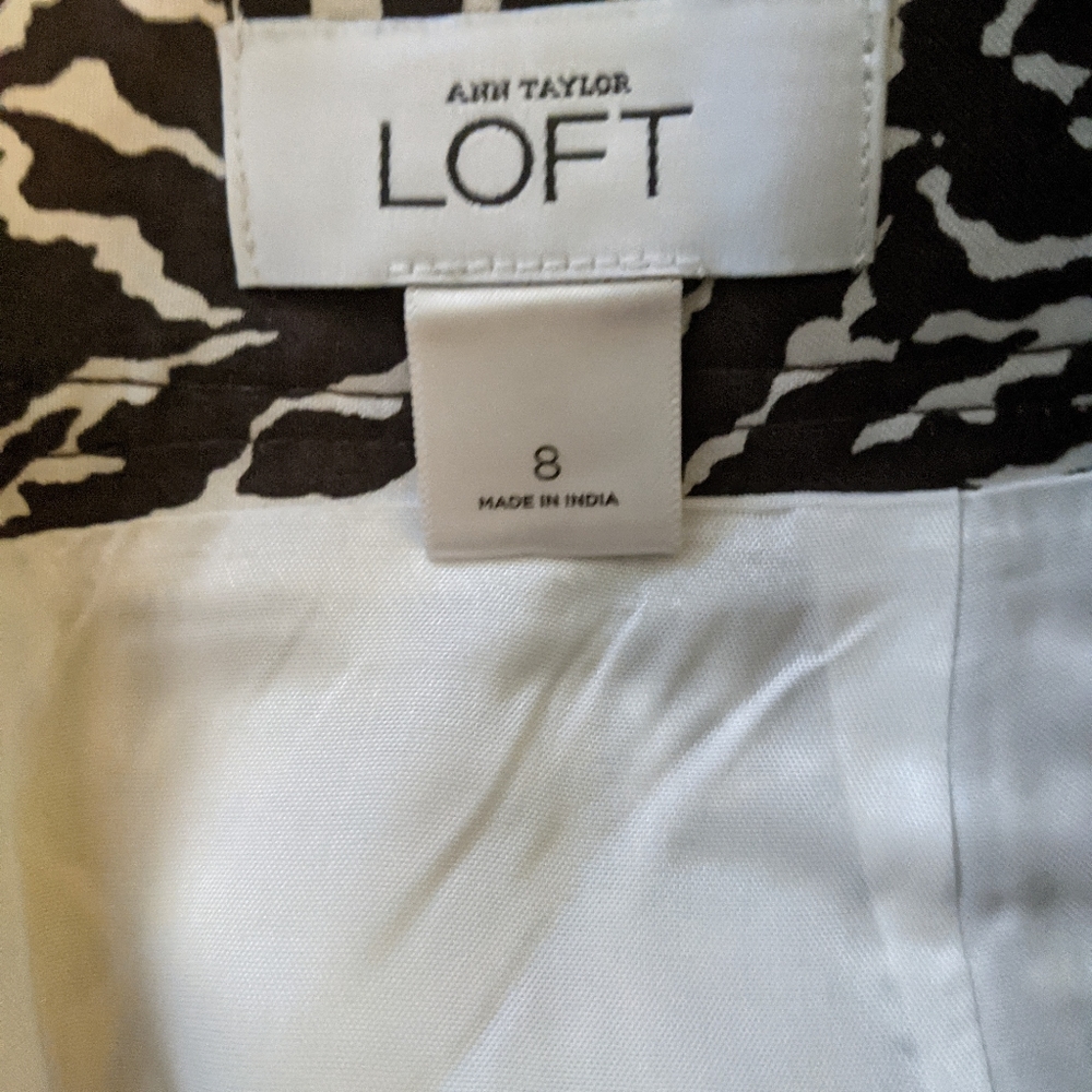 EUC Loft dark brown and white abstract print pencil skirt - Picture 7 of 8
